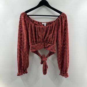 Beyond The Radar Rust Floral Textured Cropped Tie Front Top – Women’s L